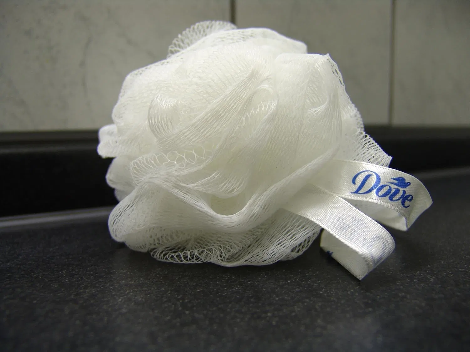 Губка для душа Dove, 700 шт Wasserbetten1A