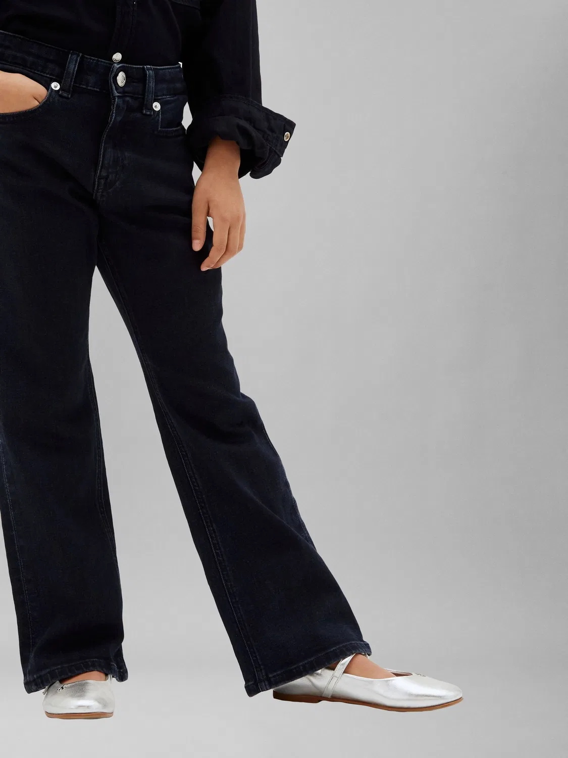Джинсы клеш Calvin Klein Jeans, черные