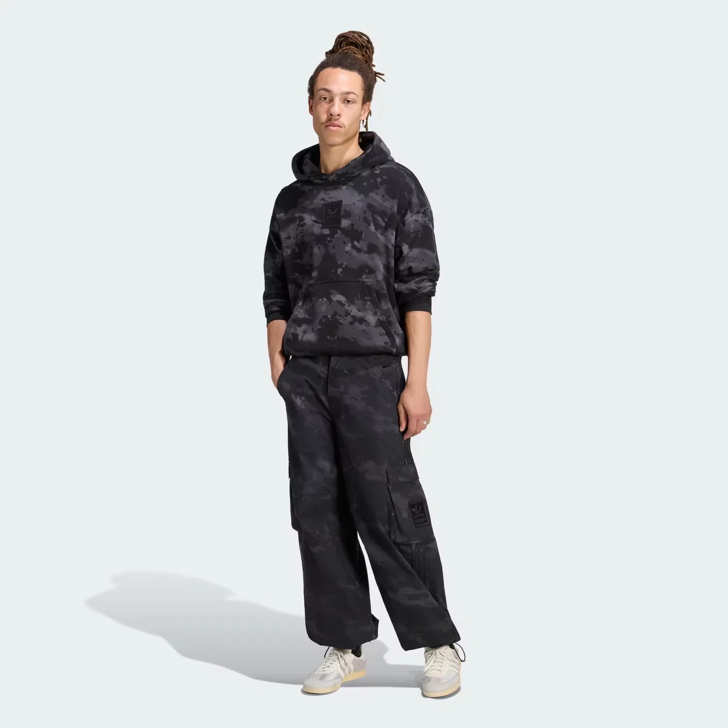 Мужские брюки свободного кроя Camo Pants Adidas Originals, черный — фото 3