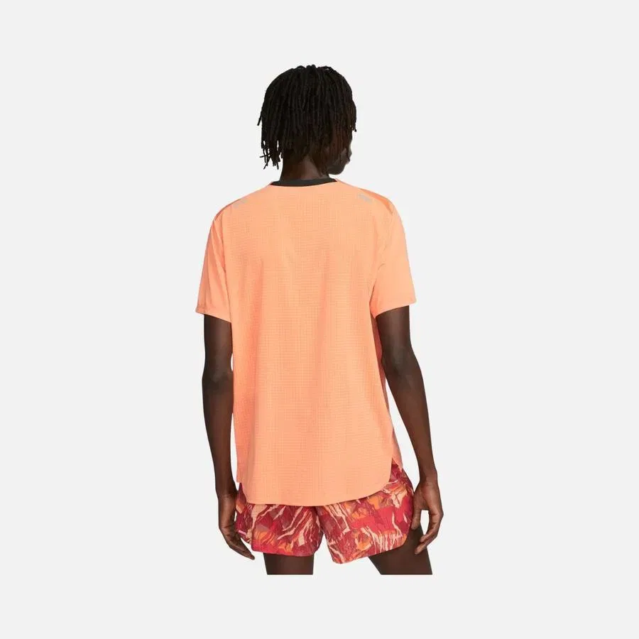 Футболка спортивная с коротким рукавом Dri-Fit Rise 365 Trail Running Nike, Желтый — фото 3