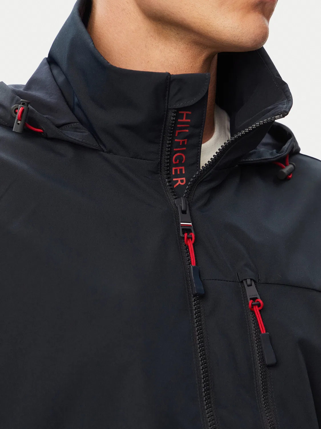 Мужская демисезонная куртка стандартного кроя Tommy Hilfiger, темно-синий — фото 4