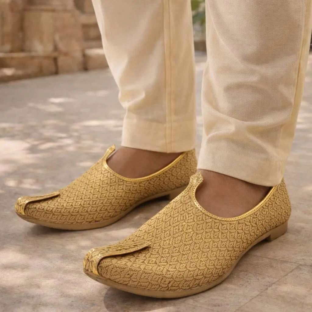Лоферы золотые, Men's Cream Wedding Shoes Sherwani Punjabi Jutti Shoe Bazar — фото 2