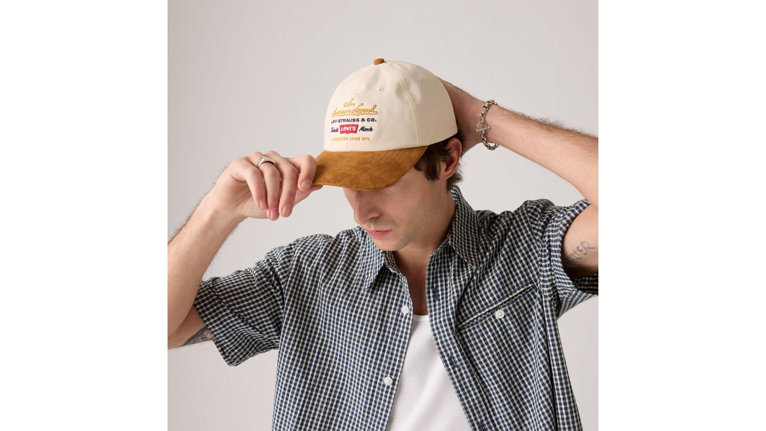 

Кепка с принтом Relaxed Dad Levi's, Ecru - White