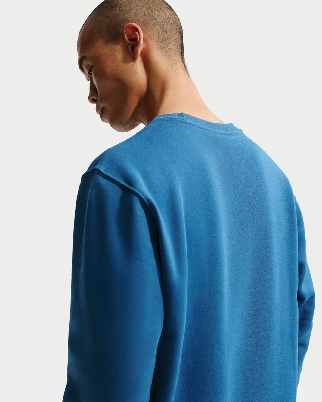 Свитшот Nike Club Fleece Crew, синий/светлый хаки — фото 2