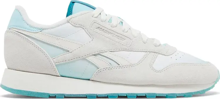 

Кроссовки madwoman x classic leather 'chalk thirsty blue' Reebok, белый