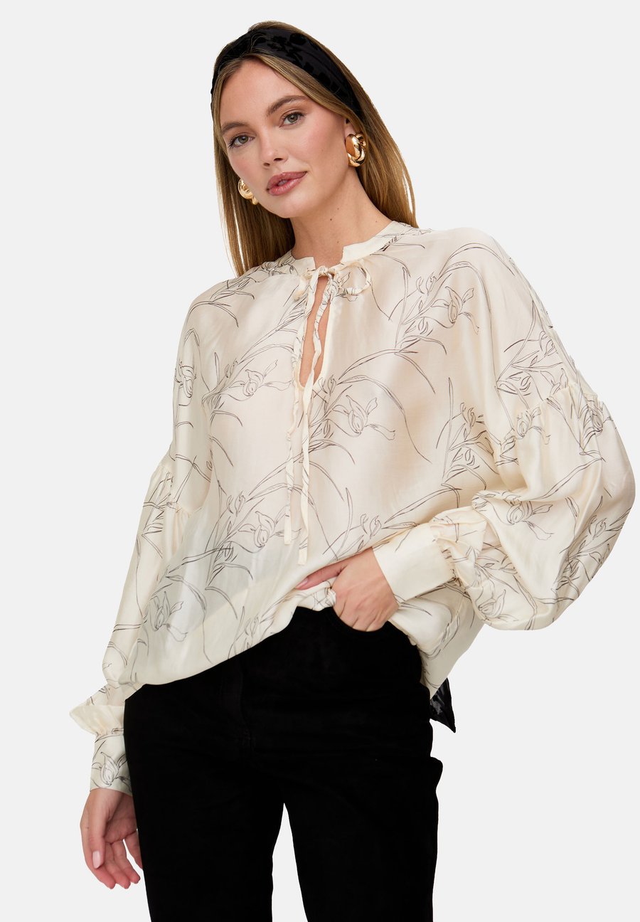 

Блуза Lily & Lionel ROSETTI BILLOWY SLEEVES FLORAL PRINT, Cream/White