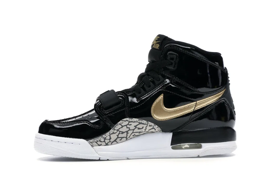 Детские кроссовки Lifestyle Jordan Legacy 312 Jordan, Black/Metallic Gold-White — фото 3