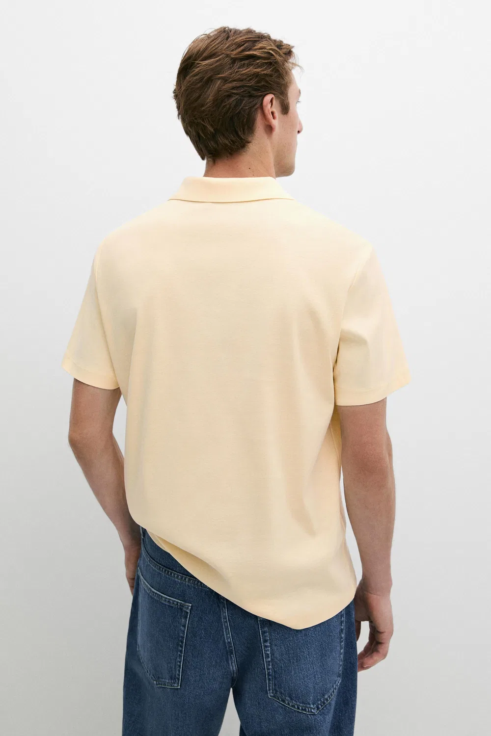 Поло Massimo Dutti Short Sleeve V-neck Shirt, желтый — фото 4