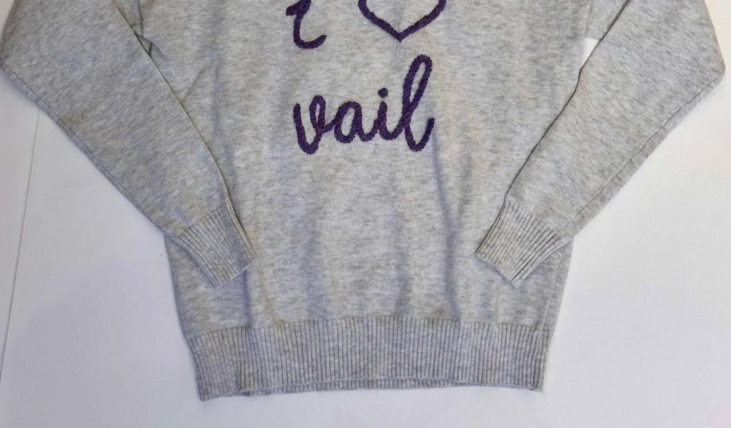 Детский свитер с принтом I Heart Vail Autumn Cashmere, Platinum/Wildberry — фото 2