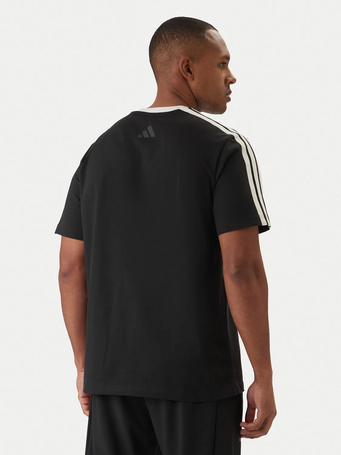 Мужская футболка свободного кроя Lux Coffee Cafe Cup Graphic Adidas, черный — фото 3