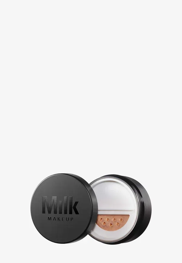 Пудра рассыпчатая матирующая Pore Eclipse, Milk Makeup, Deep 7.6 г, цвет deep
