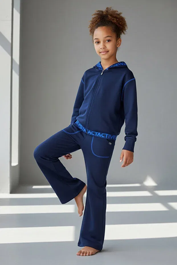 Детские свитшот с капюшоном оверсайз Swiftie Furry Colorinas, Navy Blue — фото 2