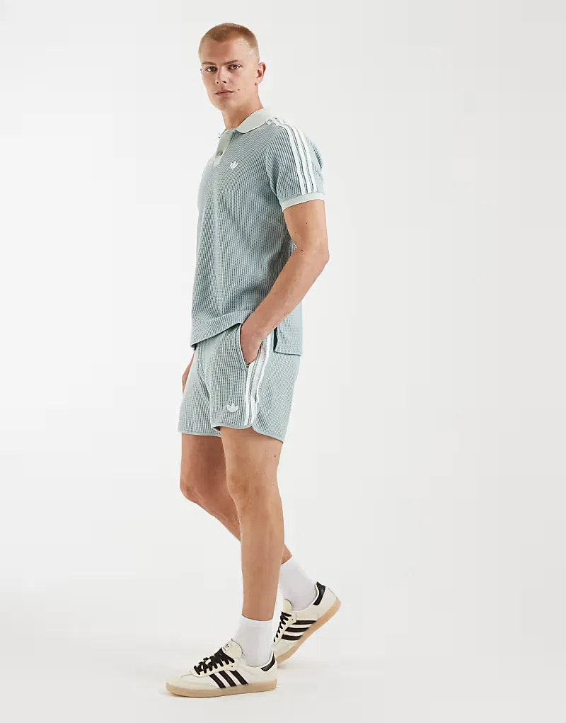 Спортивные шорты Adidas Originals с вафельной текстурой, шалфейно-зеленый