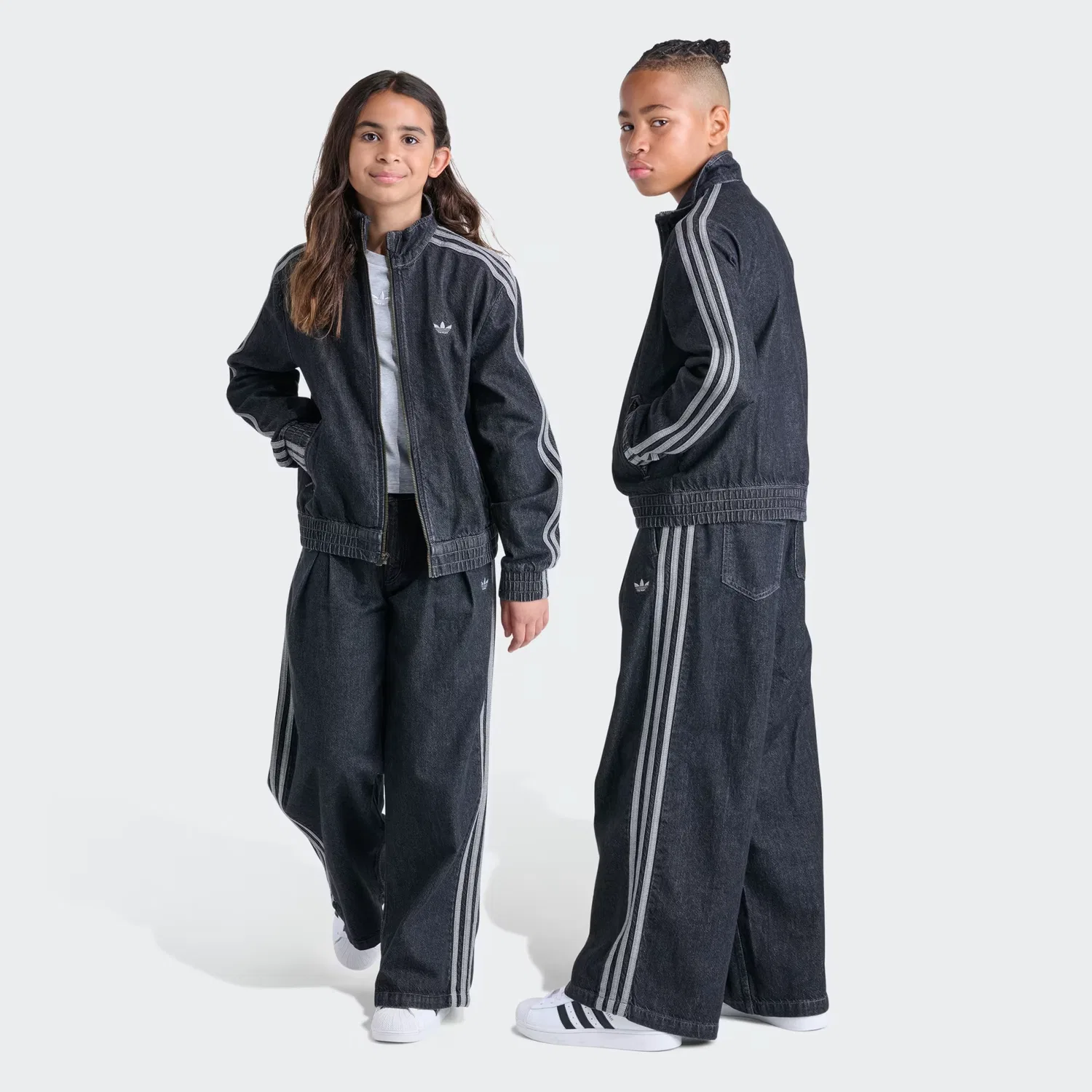 Детские джинсовые брюки свободного кроя с защипами Fixed Waistband Denim Pleated Pant Adidas Originals, черный — фото 3