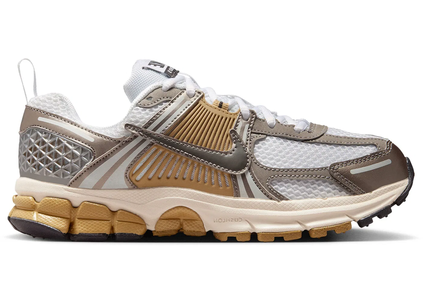 Детские кроссовки Lifestyle Nike Vomero 5, Metallic Pewter/Parachute Beige/White/Medium Ash