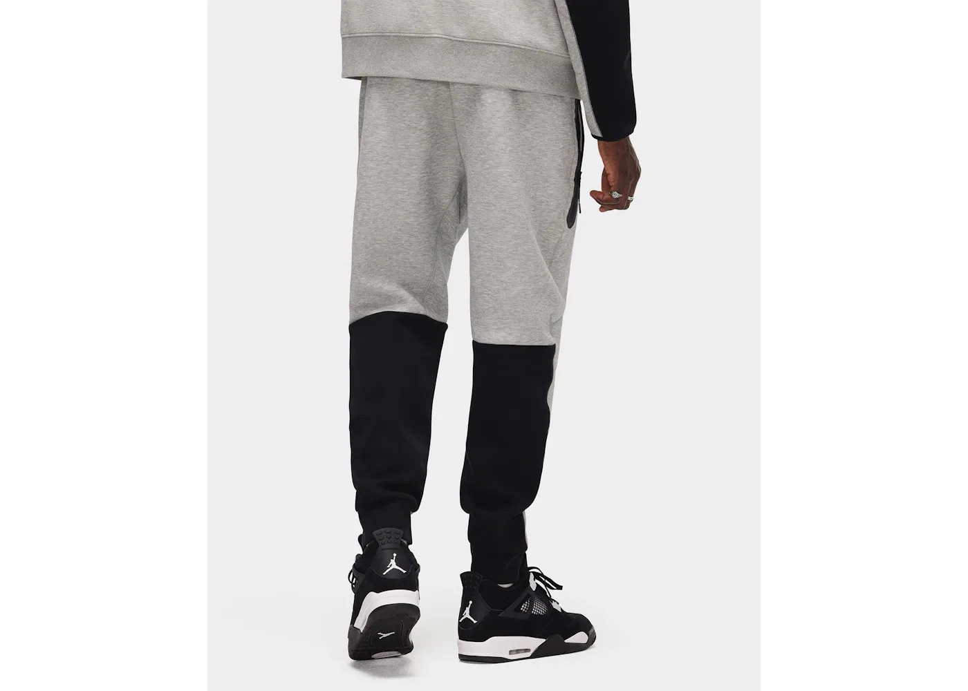 Мужские спортивные штаны из футера с зауженными штанинами Joggers Nike, Dark Grey Heather Black White — фото 4