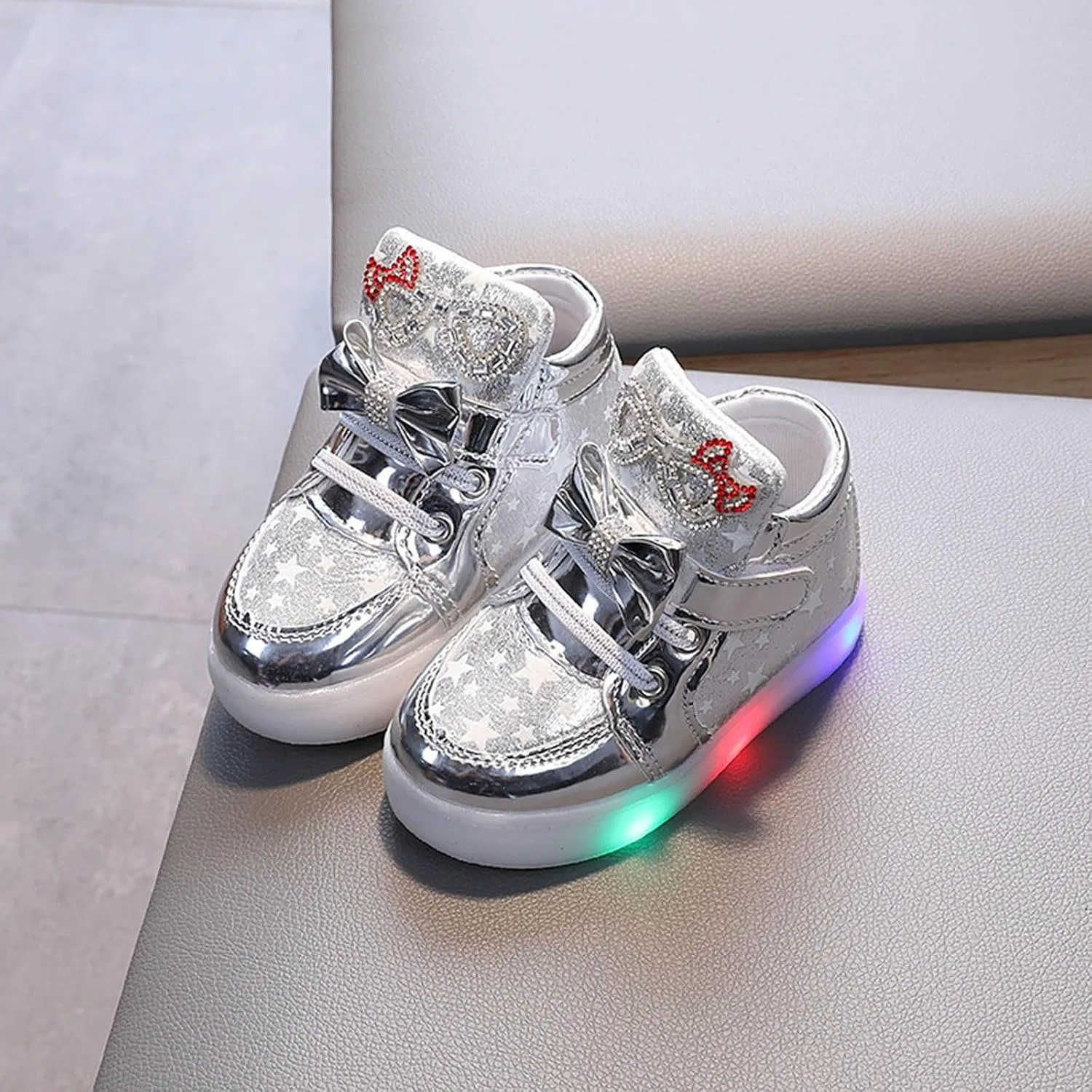 Детские кроссовки для девочек со светящейся подошвой IWIHMIV, Silver — фото 4