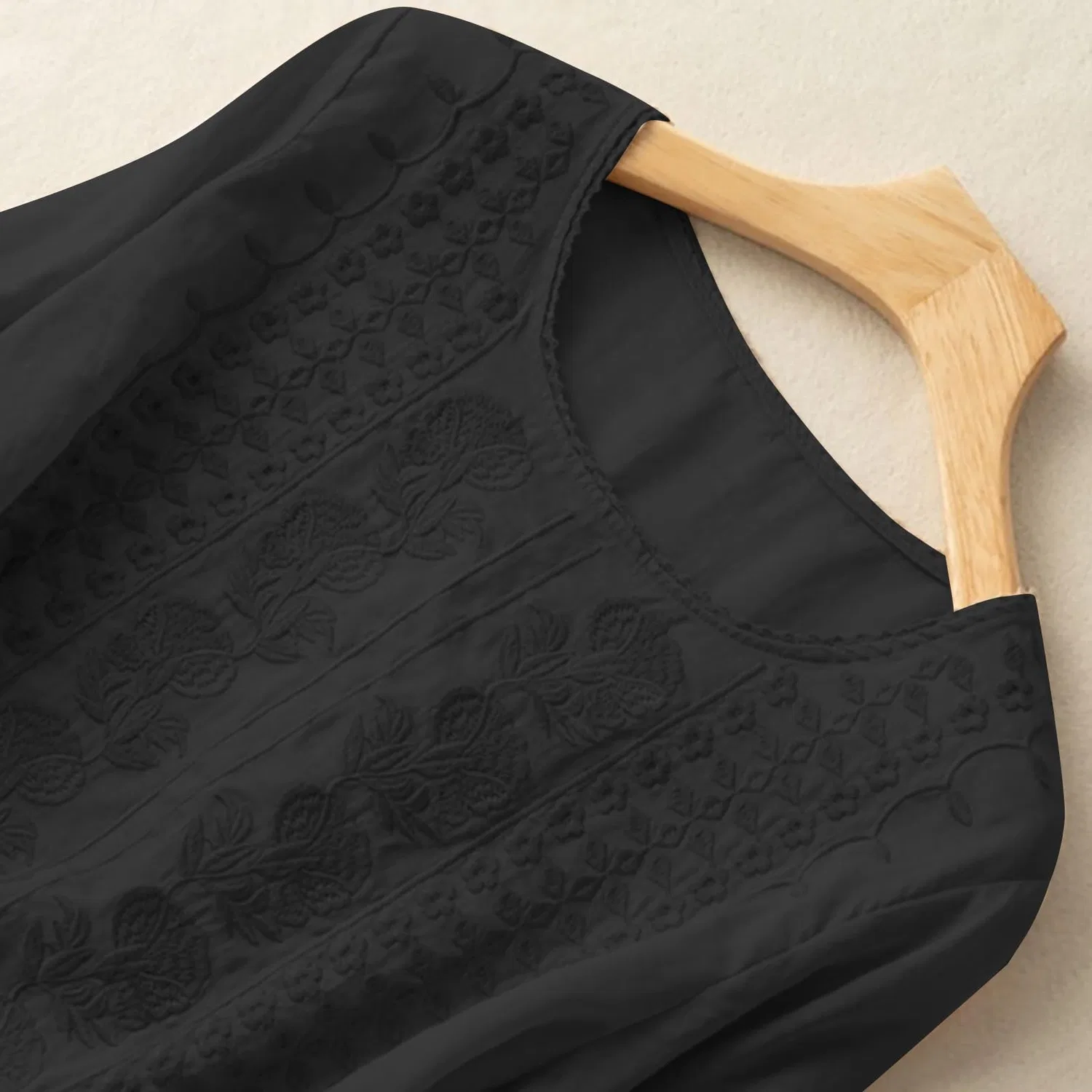 Женская блуза с цветочной вышивкой Cotton Linen Tops, Z12-black Linen Shirts for Women — фото 4