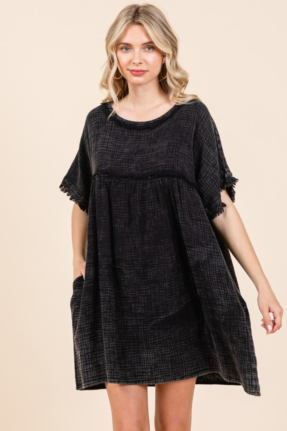

Платье-комбинация с короткими рукавами и карманами FASHNZFAB, черный