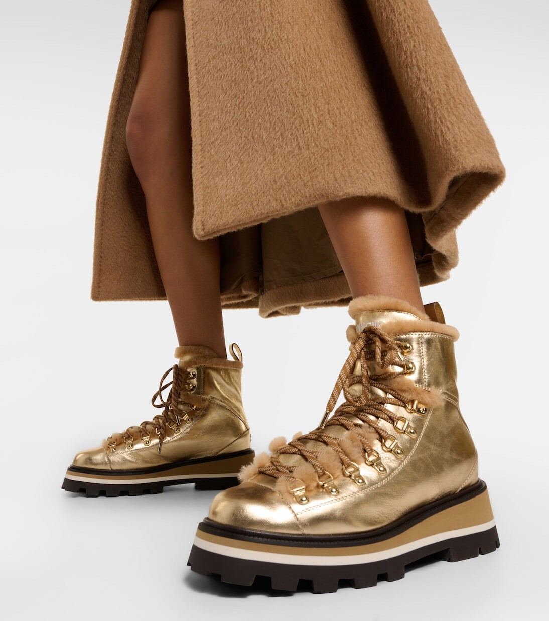 Кожаные ботильоны chike на подкладке из овчины Jimmy Choo, золото — фото 4