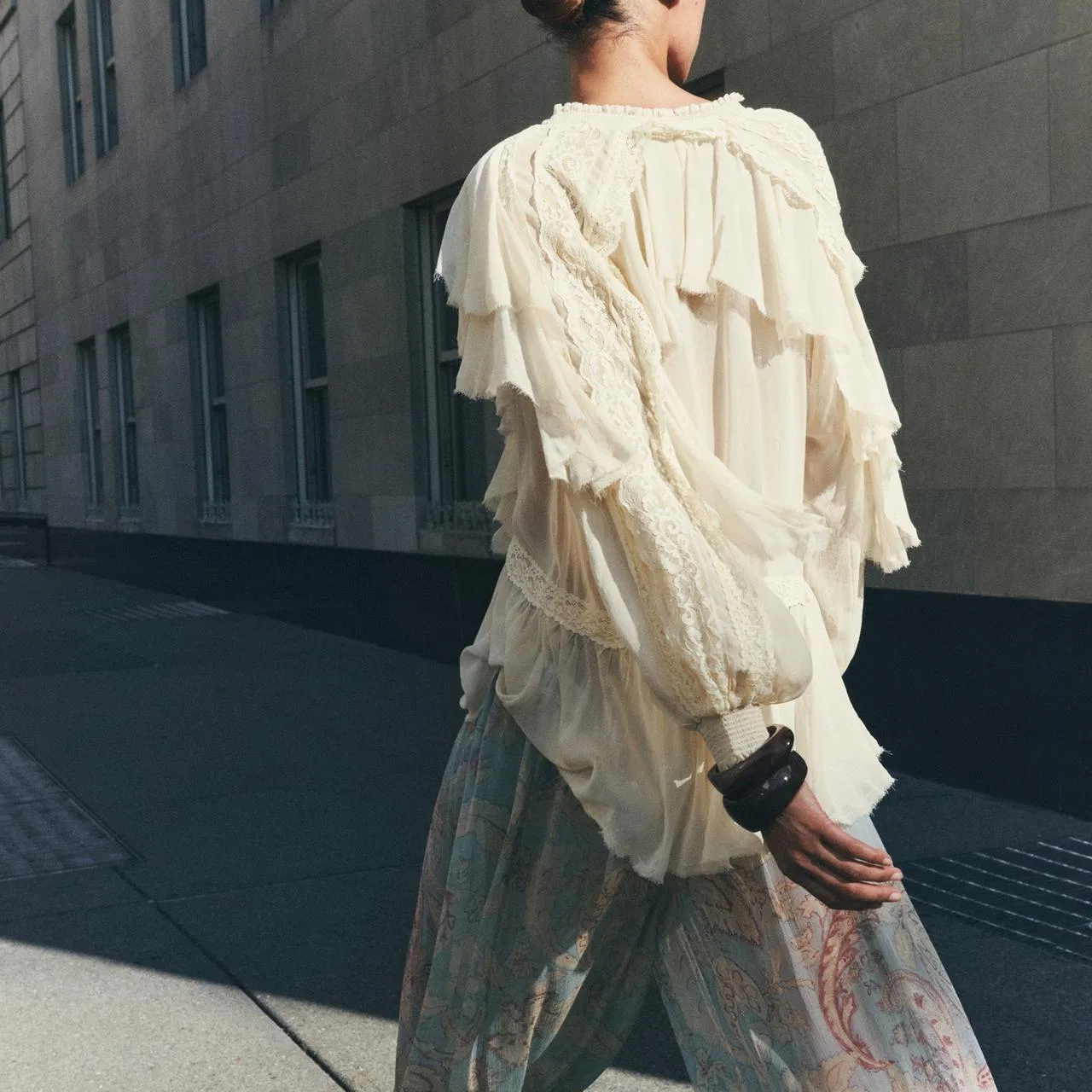 Женская рубашка с круглым вырезом, белая, ZARA, Raw White — фото 4