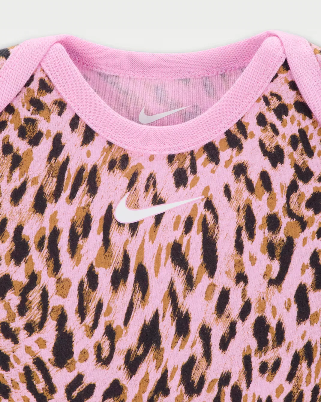 Комплект из боди и расклешенных леггинсов для малышей (0-6 месяцев) Nike, Pink Rise — фото 3