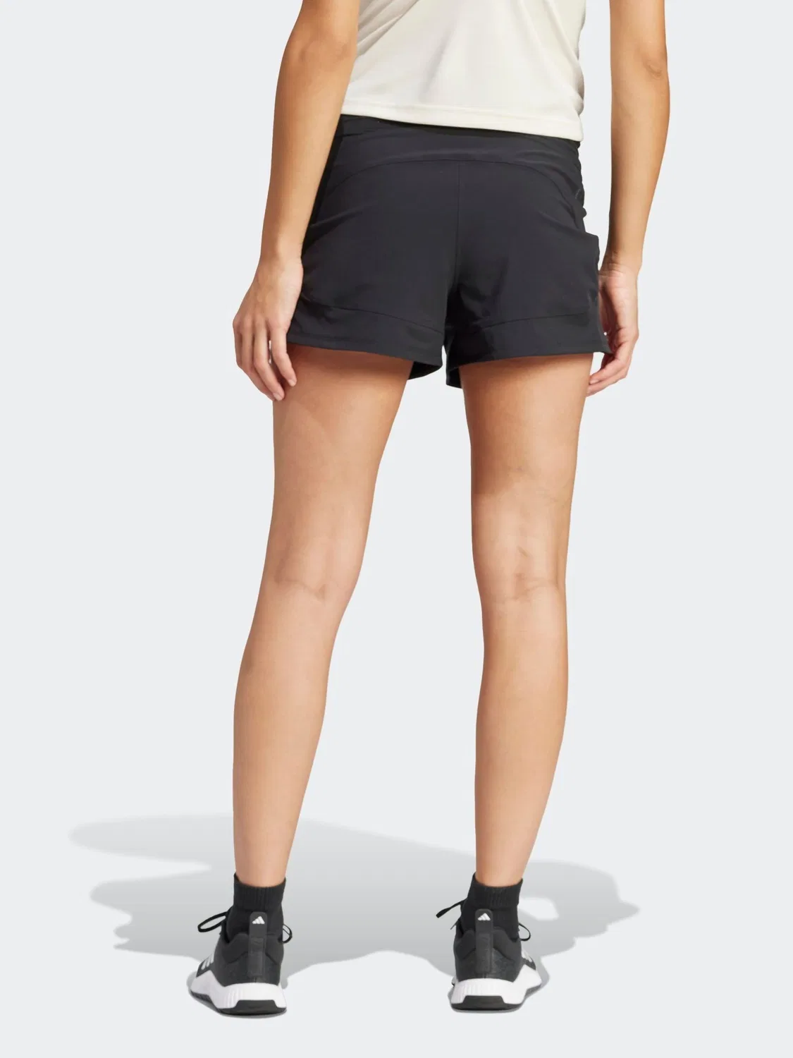 Шорты для беременных тренировочные Pacer Woven Stretch adidas, черно-белые — фото 4