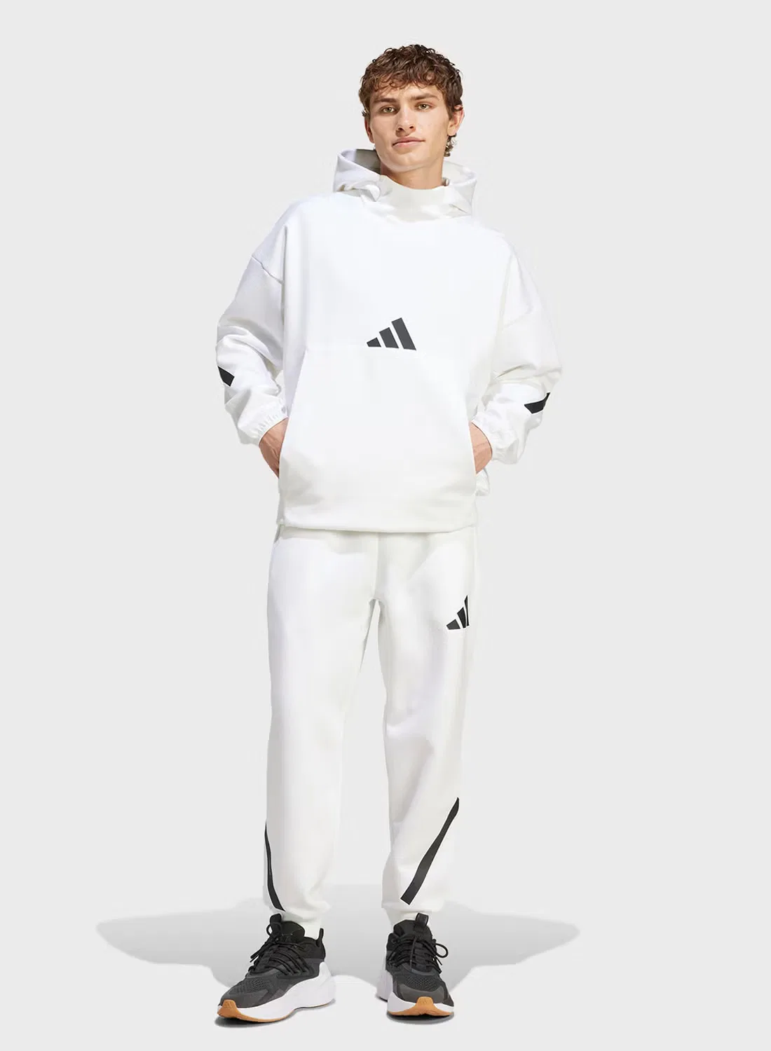 Штаны с принтом Z.N.E. Adidas, белый