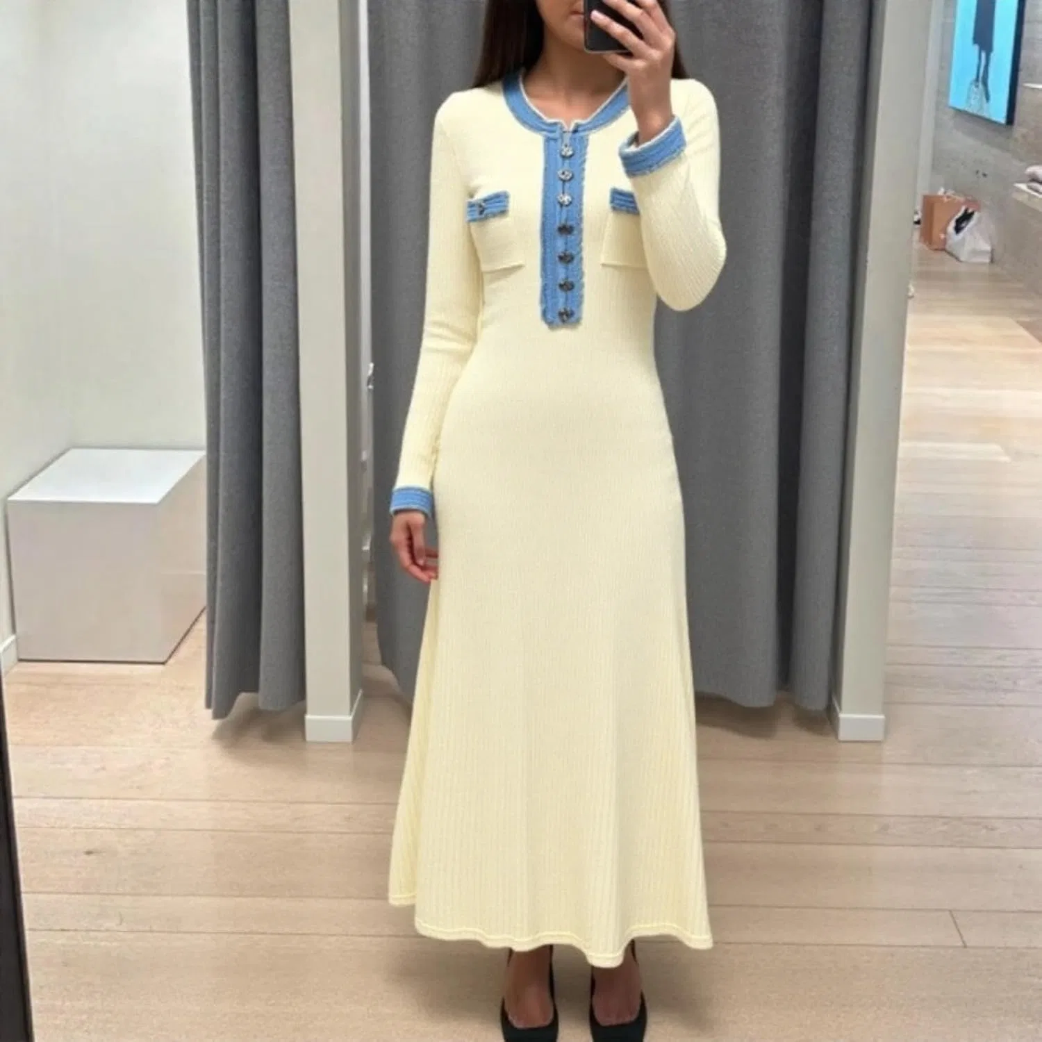 Женское деним-трикотажное платье с круглым вырезом Knit Dress, Apricot — фото 2