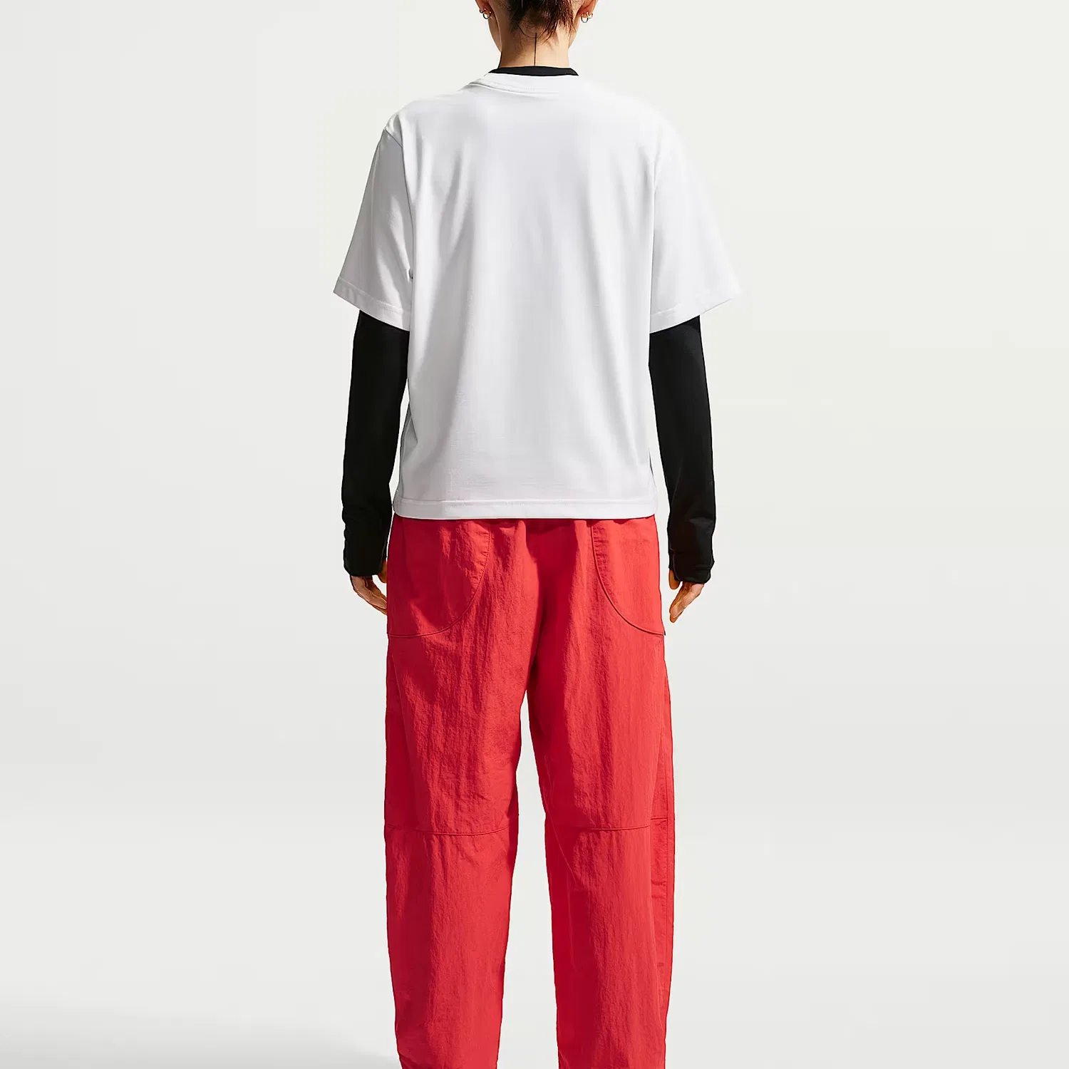 Женская футболка с коротким рукавом Nike ACG Quick Dry, Цвет Mountain Peak White — фото 4