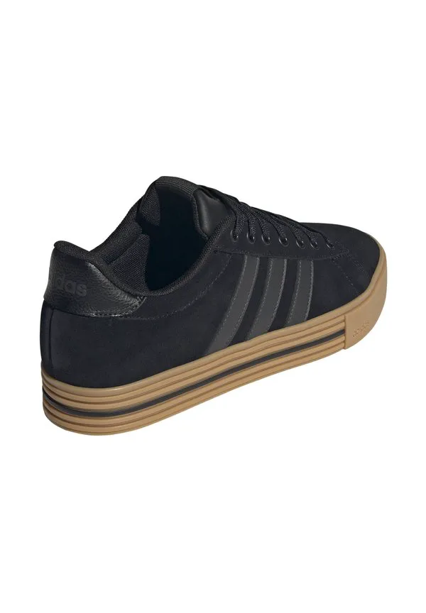Низкие кроссовки на каждый день Adidas Sportswear, Cblack/Gum — фото 4