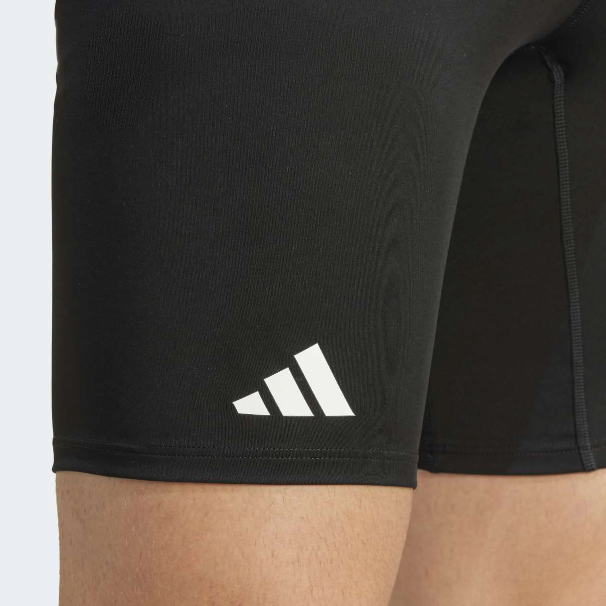 Короткие мужские шорты для бега Adizero Essentials Adidas, черный — фото 3