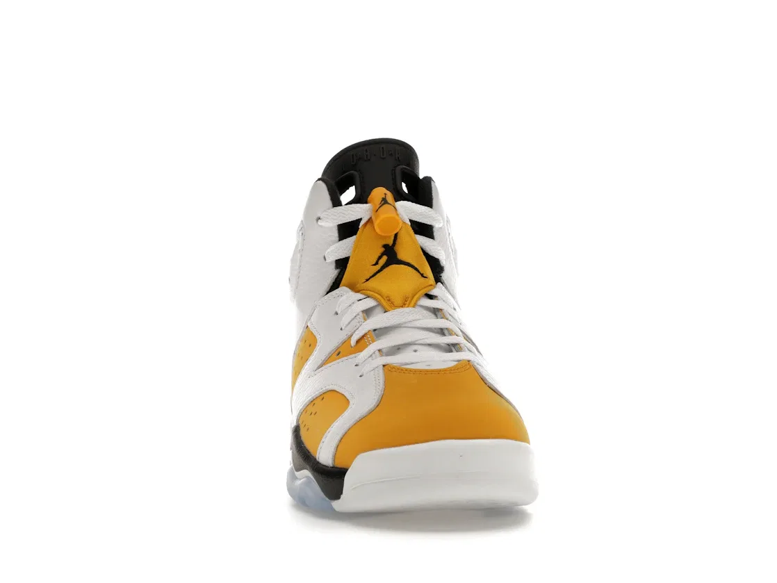 Детские кроссовки Lifestyle с ретро-дизайном Jordan 6 Retro Jordan, White/Yellow Ochre-Black — фото 2