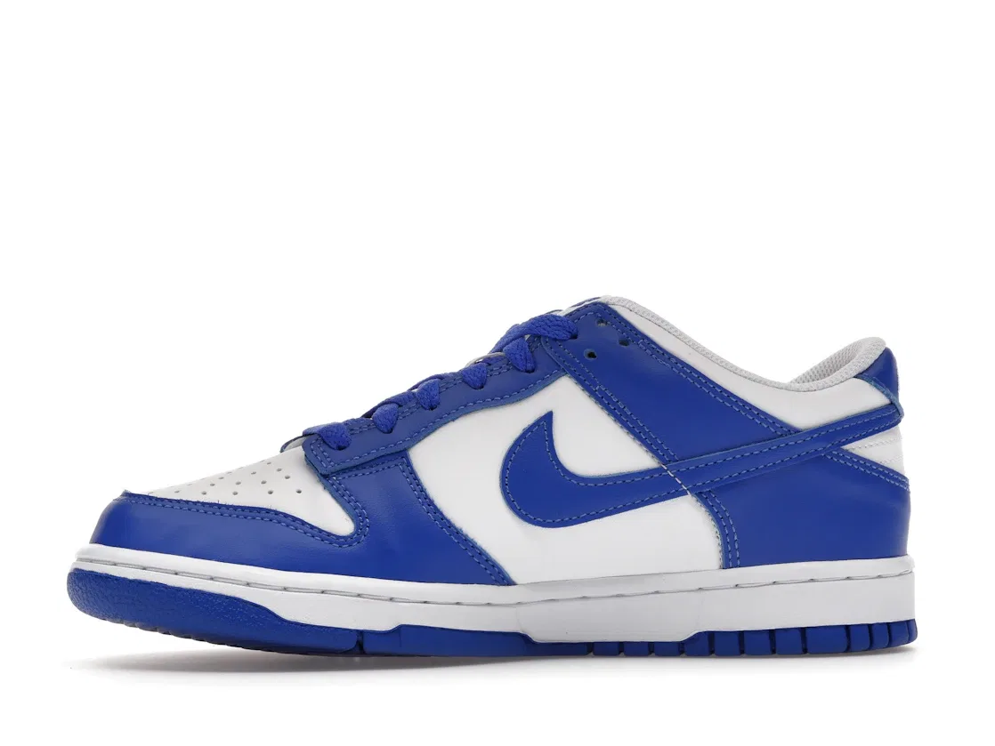 Детские кроссовки с контрастными вставками Nike Dunk Low Nike, White/Hyper Royal/Hyper Royal — фото 3