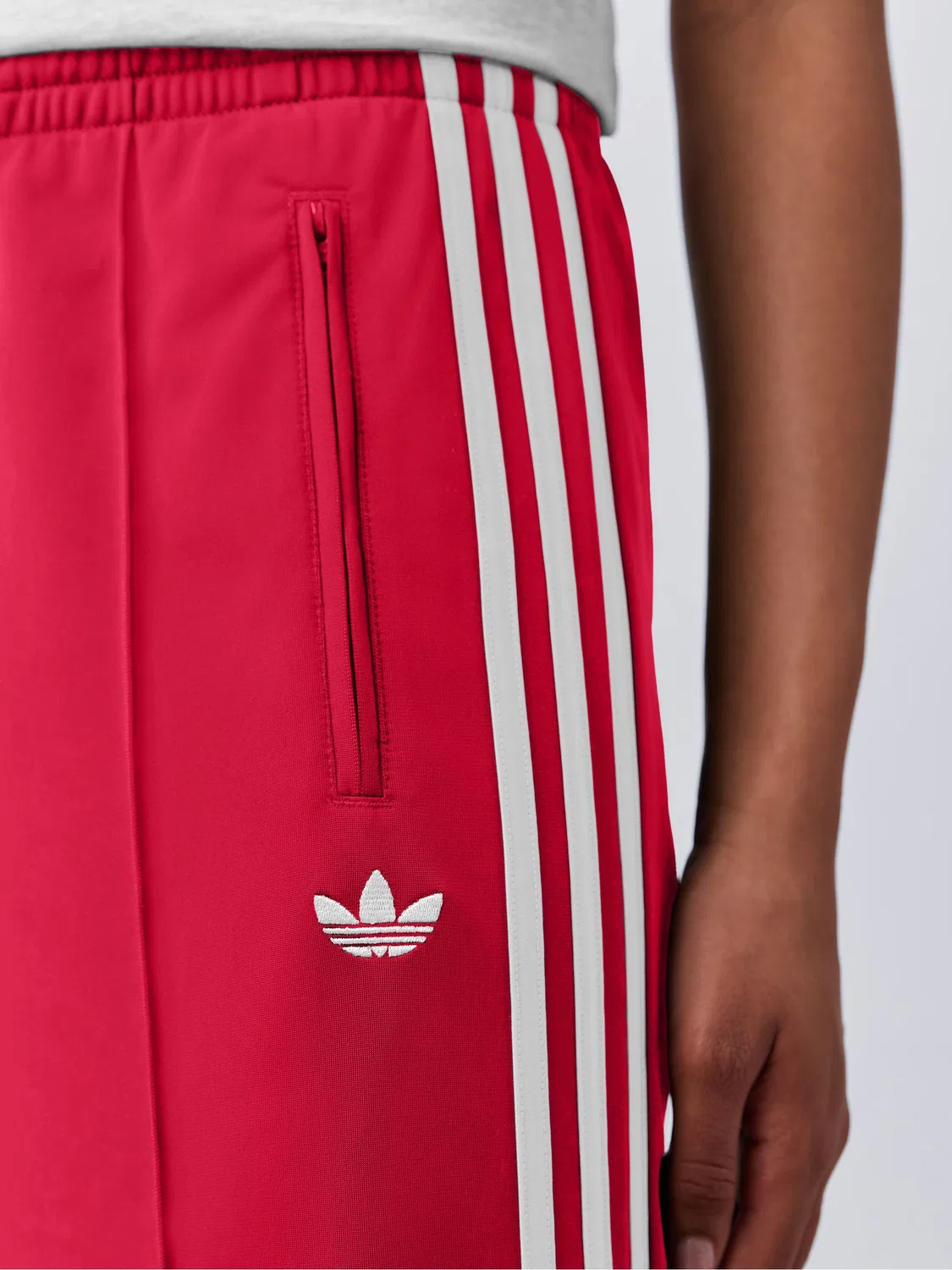 Брюки свободного кроя Firebird, adidas Originals, красный — фото 3