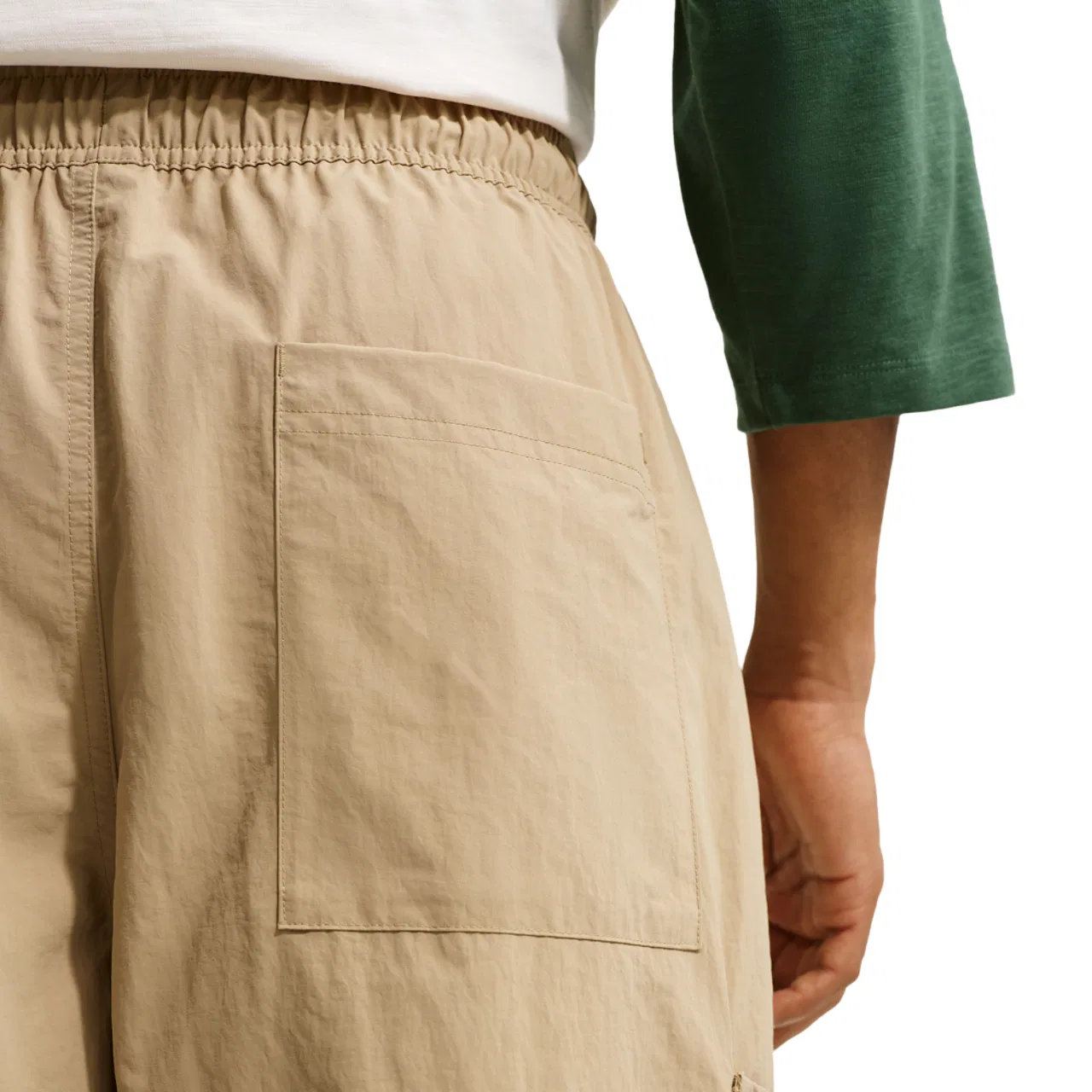 Мужские шорты карго свободного кроя Nike Club Oversized Cargo Shorts, Nike, White Beige — фото 2