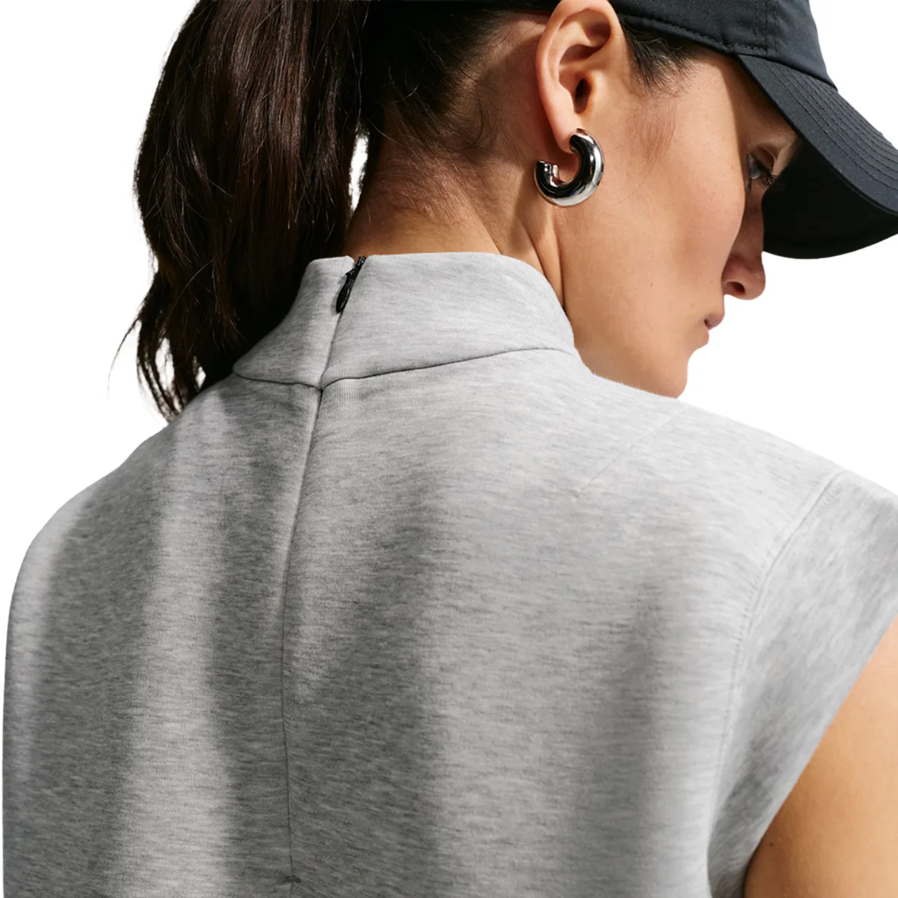 Футболка женская с высоким воротом Nike NSW Tech Fleece SS Top, цвет Black/Dk Grey Heather — фото 2
