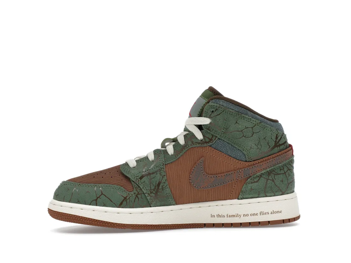 Детские кроссовки Lifestyle с принтом Jordan 1 Mid Treeline Jordan, Archaeo Brown/Treeline/Coconut Milk/Light Olive — фото 3