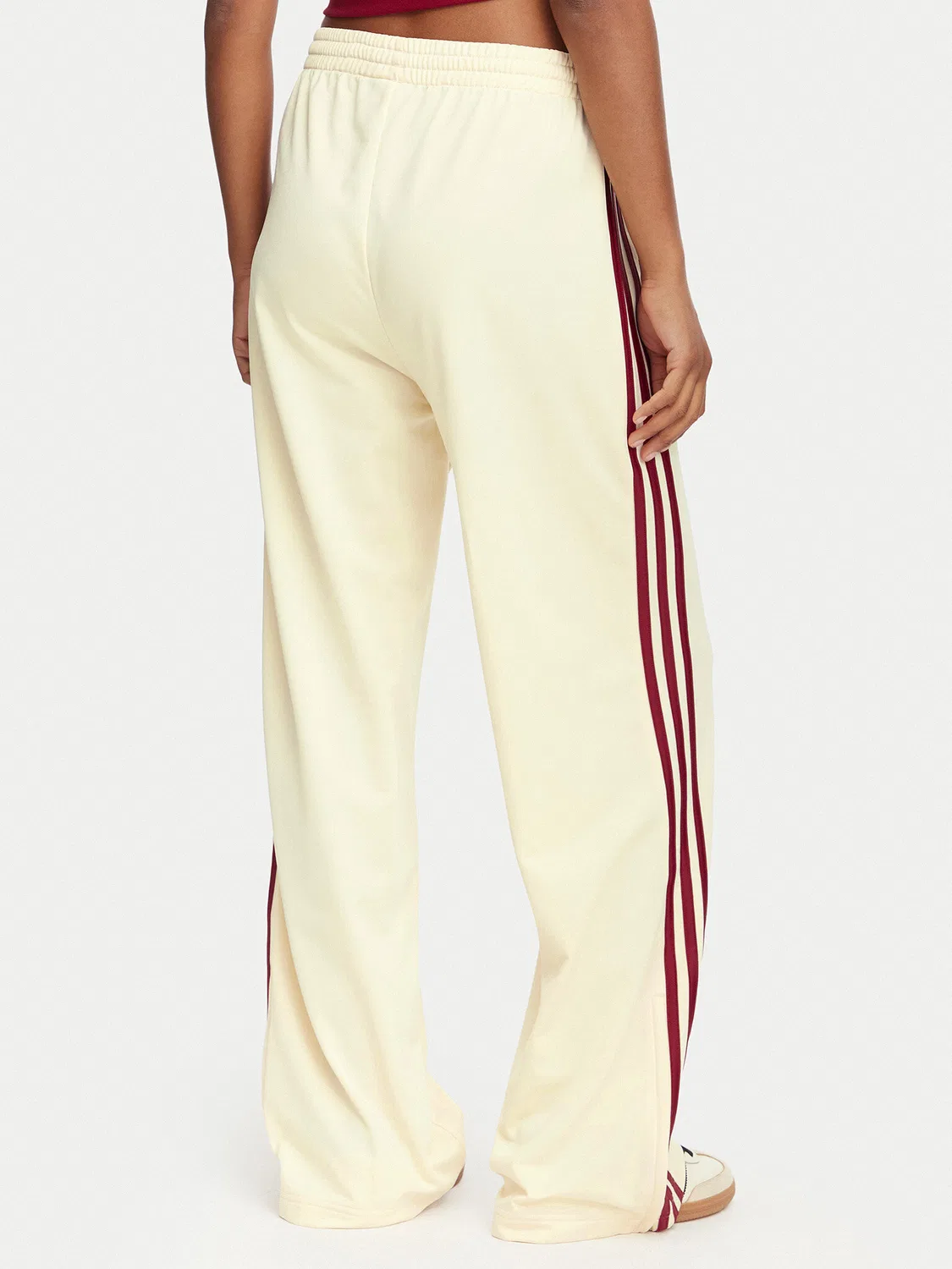 Женские спортивные брюки свободного кроя Firebird Loose Tracksuit Adidas, кремовый — фото 3