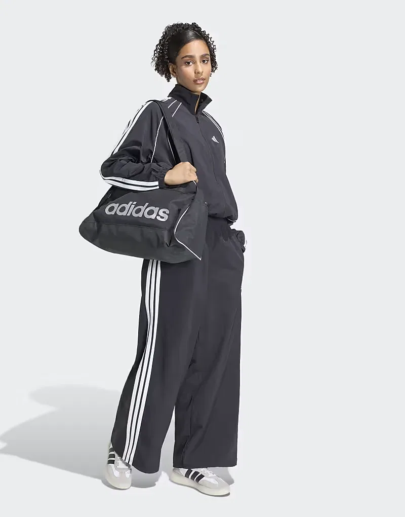 Культовые спортивные брюки Adidas Sportswear с широкими штанинами и эластичными вставками, черно-белые
