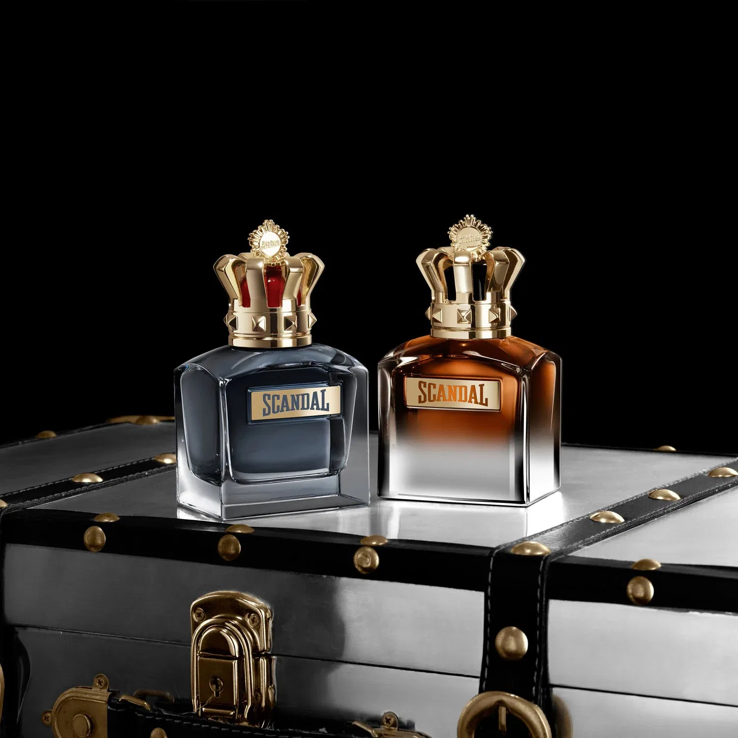 Парфюм 50 мл с нотами черной вишни, пачули и тонка-бобы, Elixir, JEAN PAUL GAULTIER, Scandal Man Elixir Parfum — фото 4