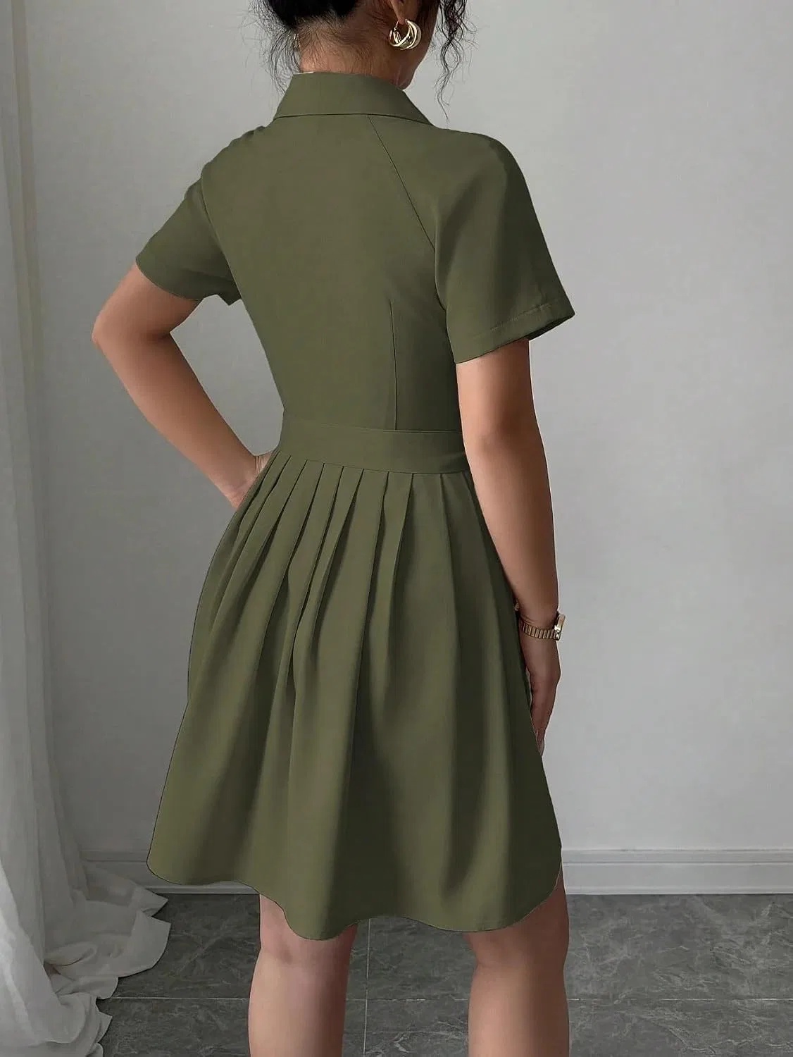 Женское повседневное платье А-силуэта с поясом TOOSIS, Army Green — фото 3