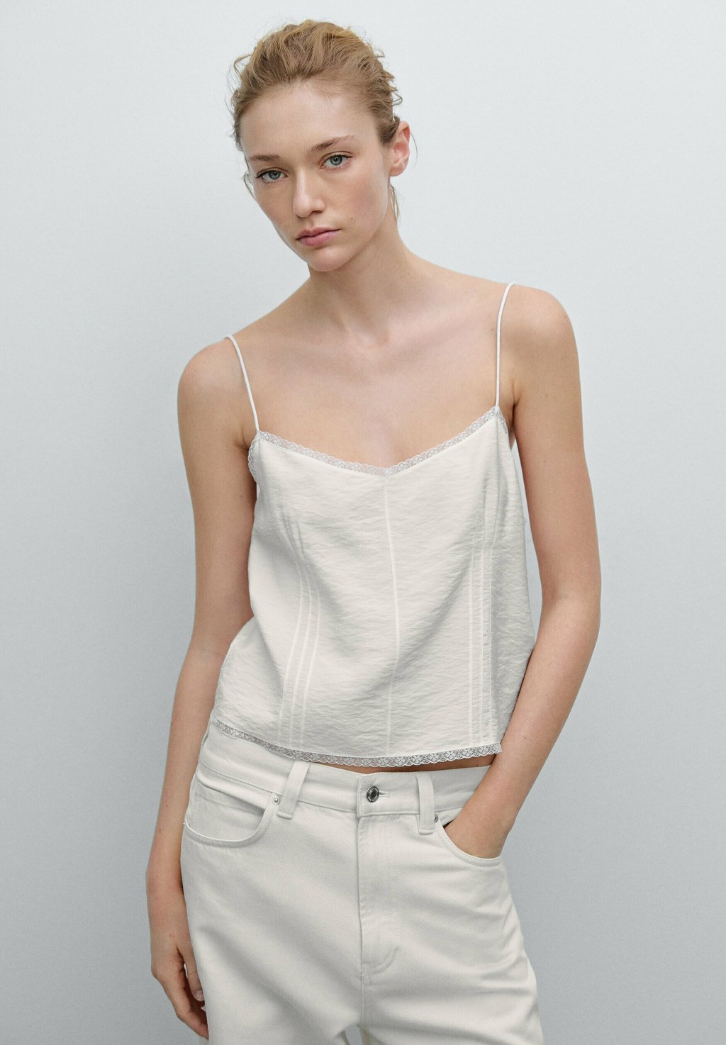 

Топ WITH BUTTON Massimo Dutti, белый