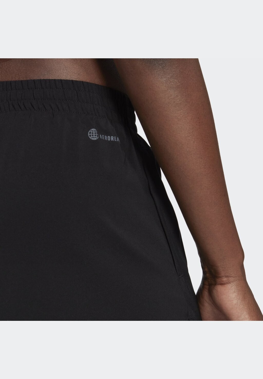 

Спортивные шорты мужские Adidas двойные, черный