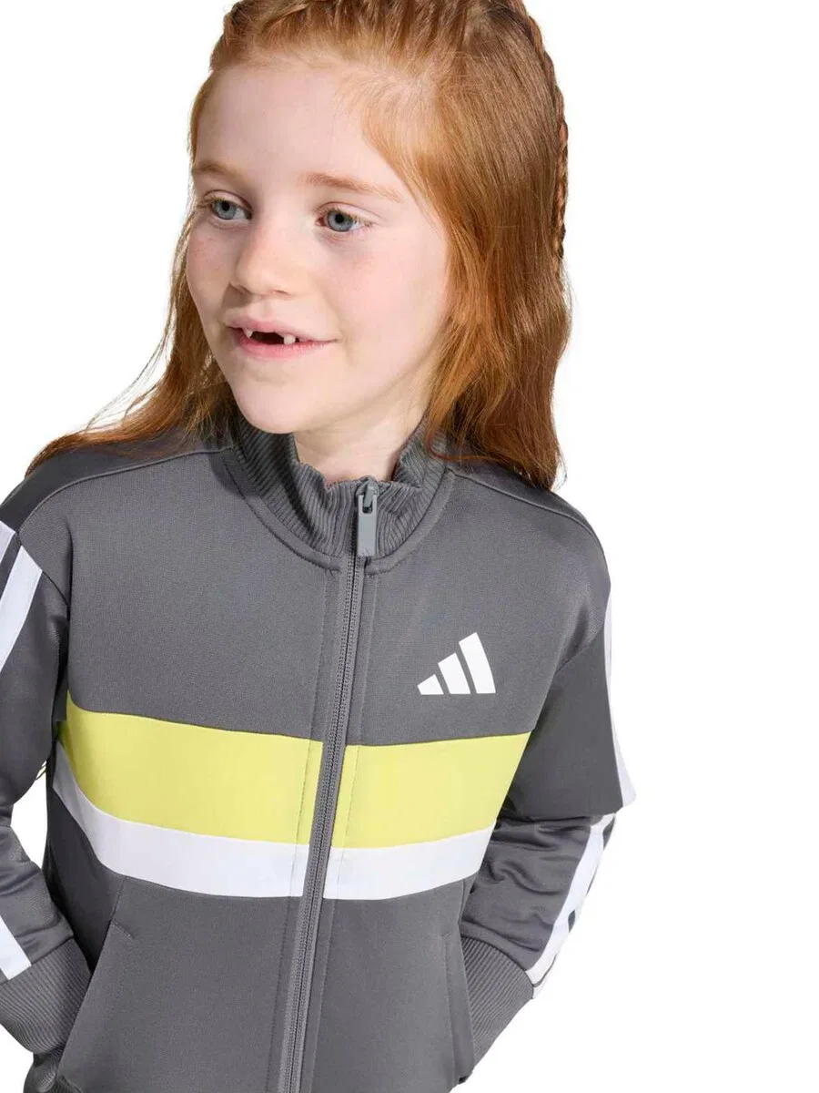 Спортивный костюм ADIDAS SPORTSWEAR 'Seasonal Essentials Tiberio' темно-серого цвета — фото 3