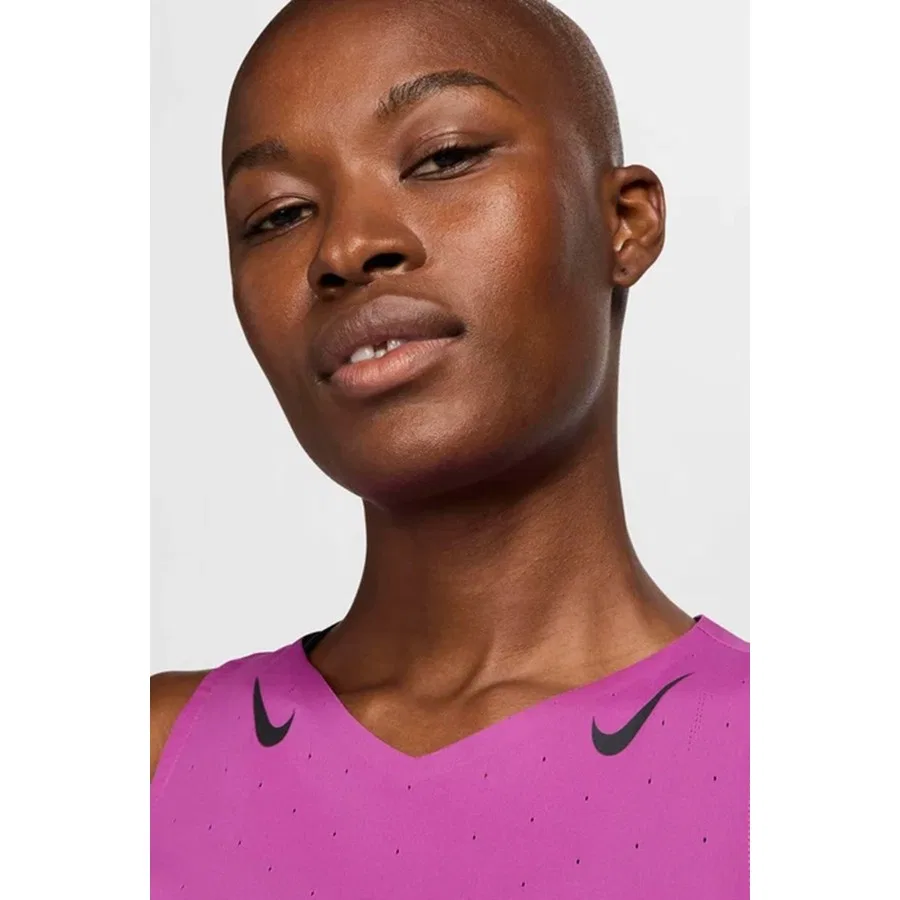 Женский топ-безрукавка с V-образным вырезом Nike Dri Fit Aeroswift Running Adv Singlet, Фиолетовый — фото 3