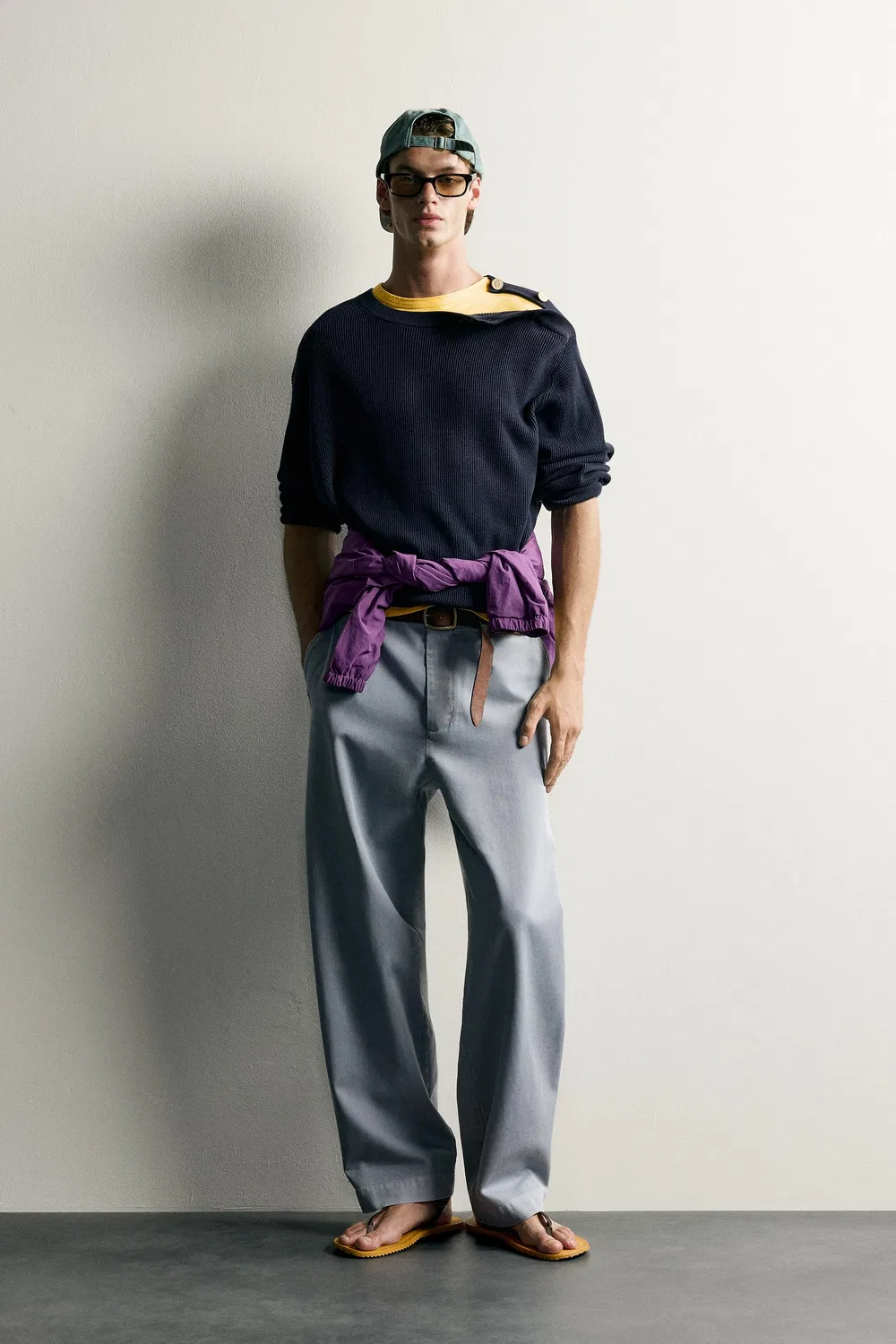 Брюки чинос свободного кроя, выстиранные. ZARA, Faded sky blue