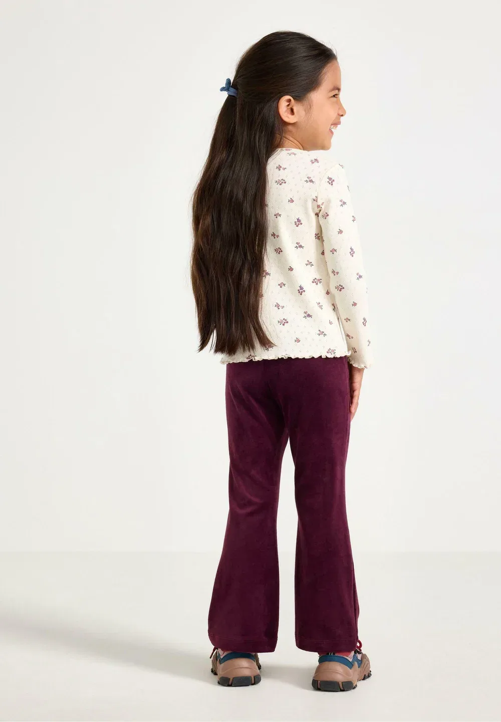 Однотонные расклешенные леггинсы из велюра - брюки Lindex, Dark Lilac — фото 3