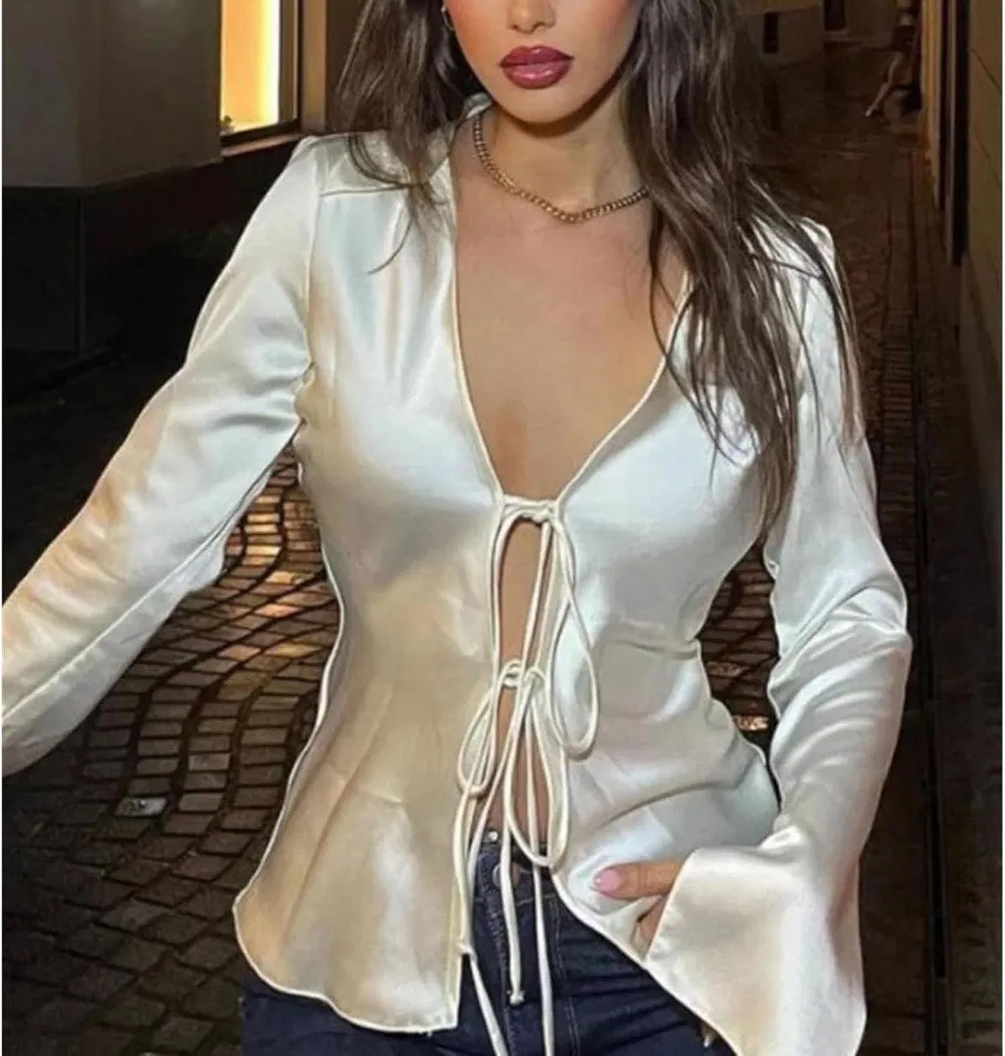 Женская атласная рубашка с длинным рукавом, модель Bowknot Lace Up Slim V Neck, чёрный — фото 3