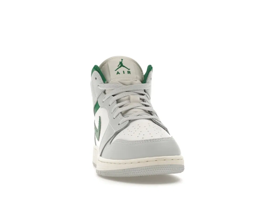 Детские кроссовки с высоким берцем Jordan 1 Mid Jordan Summit White Pure Platinum Sail Pine Green — фото 2